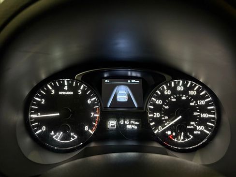 Used 2015 Nissan Altima 2.5 SV w/ Convenience Package image 18