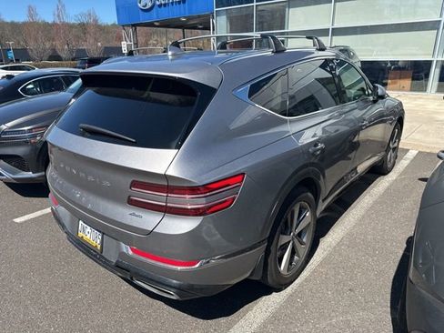 Used 2022 Genesis GV80 2.5T w/ Advanced Package 02 AWD/4WD image 13
