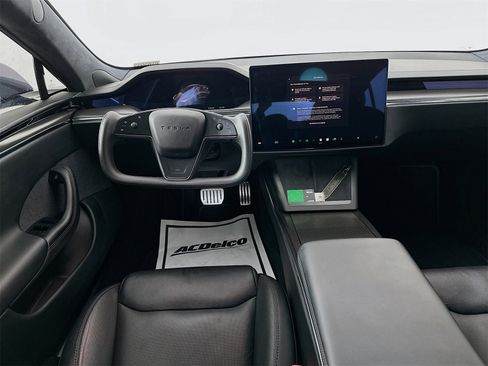 Used 2021 Tesla Model S Plaid image 20