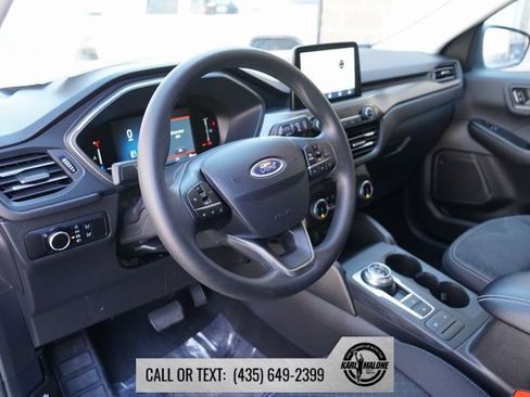 Used 2025 Ford Escape Active image 14