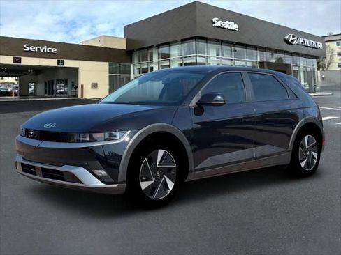 New 2026 Hyundai Ioniq 5 SE RWD image 2
