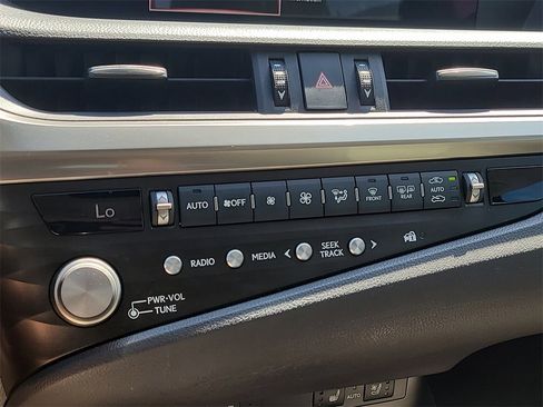 Used 2021 Lexus ES 300h w/ Premium Package image 24