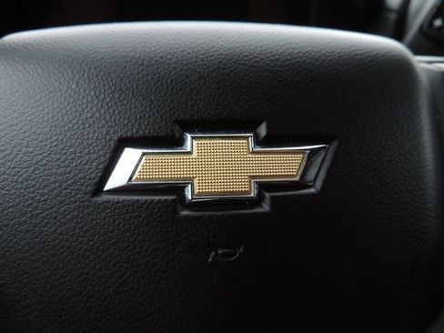 Used 2019 Chevrolet Silverado 1500 High Country w/ Technology Package image 28