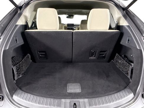 Certified 2022 MAZDA CX-9 Touring w/ Touring Premium Package image 42