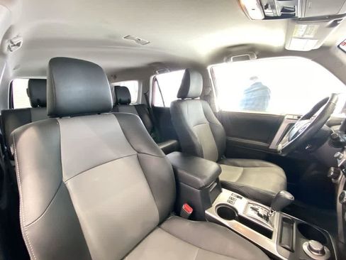 Certified 2024 Toyota 4Runner SR5 Premium image 27