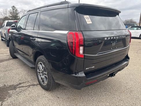 Used 2025 Ford Expedition Active image 5