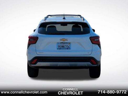 Used 2024 Chevrolet Trax LT w/ Driver Confidence Package image 6