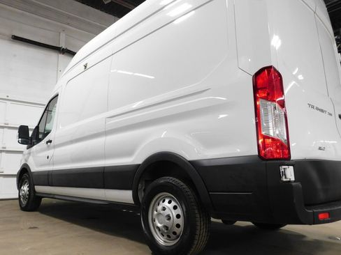 Used 2023 Ford Transit 250 High Roof AWD w/ Exterior Upgrade Package image 82