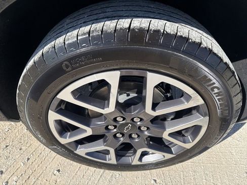 Used 2025 Chevrolet Blazer RS image 28