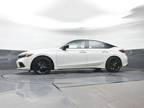 Used 2024 Honda Civic Sport image 28