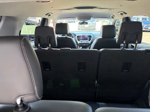 Used 2019 GMC Acadia SLT AWD/4WD image 12