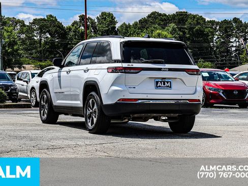 Used 2024 Jeep Grand Cherokee Limited 4xe AWD/4WD image 7