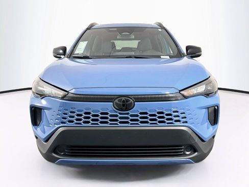 Used 2026 Toyota Corolla Cross AWD Hybrid w/ Moonroof Package image 8