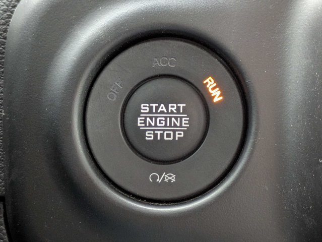 Used 2021 Jeep Wrangler Unlimited Rubicon w/ Cold Weather Group AWD/4WD image 30