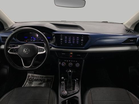 Used 2023 Volkswagen Taos SE w/ Panoramic Sunroof Package AWD/4WD image 19