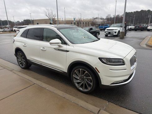 Used 2022 Lincoln Nautilus Reserve w/ Equipment Group 202A image 20