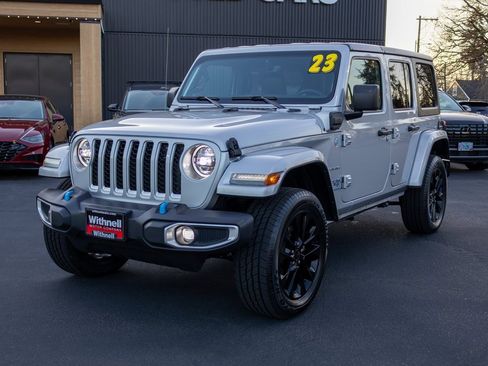 Used 2023 Jeep Wrangler Unlimited Sahara image 3