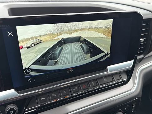 Used 2025 Chevrolet Silverado 1500 High Country w/ Technology Package image 32