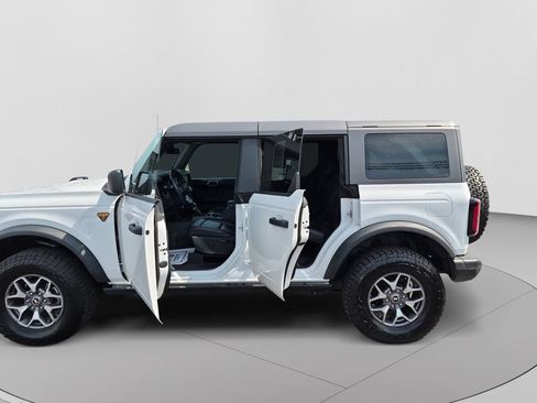 Used 2024 Ford Bronco Badlands AWD/4WD image 27