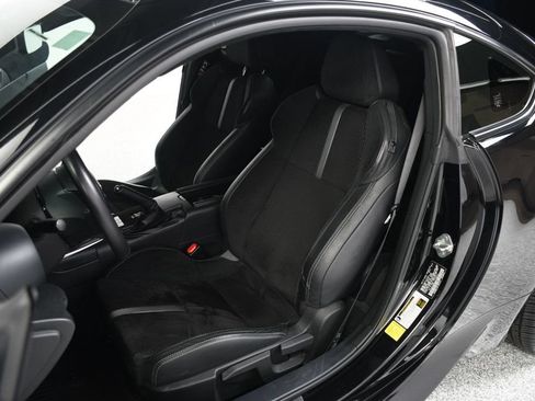 Used 2023 Toyota GR86 Premium RWD image 28