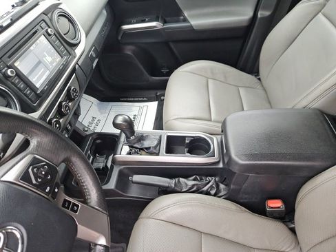 Used 2019 Toyota Tacoma SR5 image 30