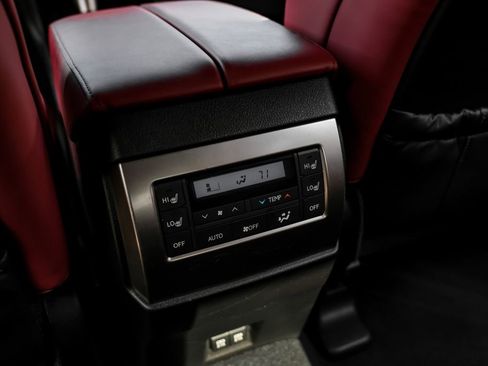Used 2023 Lexus GX 460 Premium AWD/4WD image 35