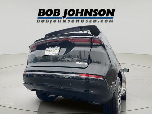 Used 2025 Jeep Wagoneer S Limited image 9