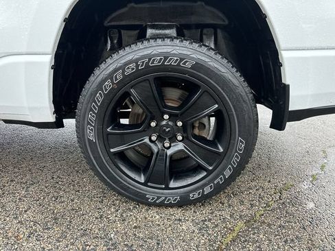 Used 2022 RAM 1500 Big Horn AWD/4WD image 14