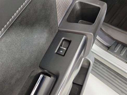 Used 2023 Ford F150 Platinum w/ Equipment Group 701A High image 13