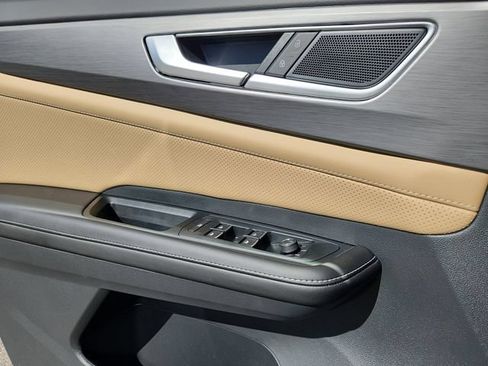 New 2026 Volkswagen Atlas Cross Sport SE AWD/4WD image 6