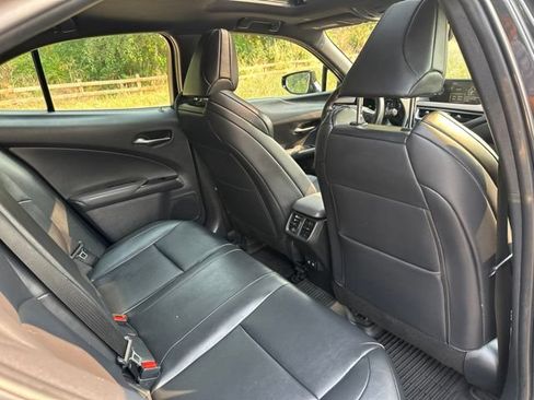 Used 2020 Lexus UX 250h F Sport w/ F Sport Premium Package AWD/4WD image 23