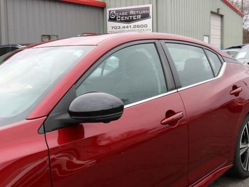 Used 2021 Nissan Sentra SR w/ SR Premium Package image 5