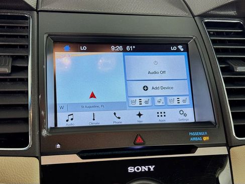 Used 2017 Ford Taurus Limited image 18