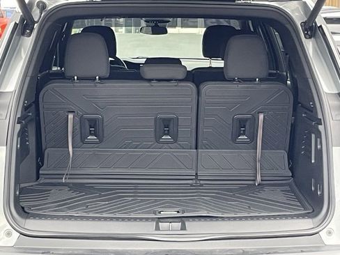 Certified 2025 GMC Acadia Elevation image 24