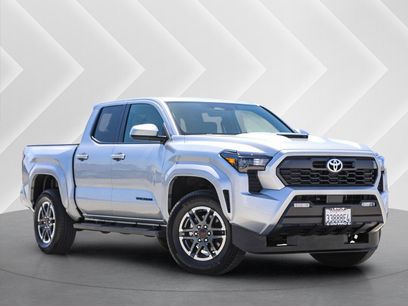 Used 2025 Toyota Tacoma TRD Sport