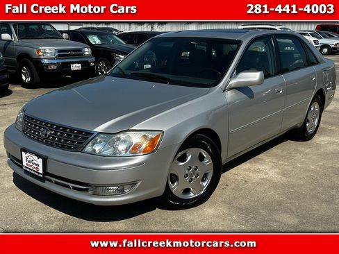 Used 2003 Toyota Avalon XLS image 1