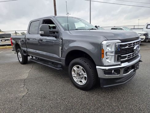 Used 2025 Ford F250 XLT AWD/4WD image 1