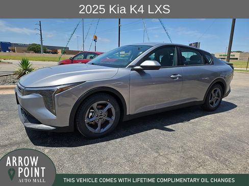 Used 2025 Kia K4 FWD image 5