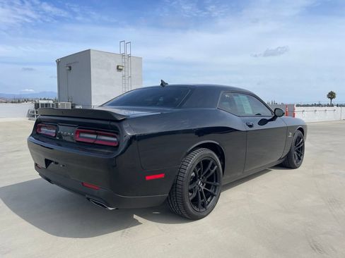 Used 2023 Dodge Challenger R/T Scat Pack RWD image 2