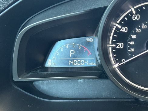 Used 2018 MAZDA MAZDA3 Touring FWD image 26