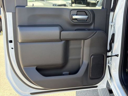 New 2026 GMC Sierra 2500 Pro w/ 1SA Pro Safety Plus Package AWD/4WD image 21