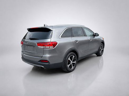 Used 2018 Kia Sorento EX FWD image 5