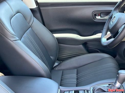 Used 2027 Honda HR-V EX-L image 13
