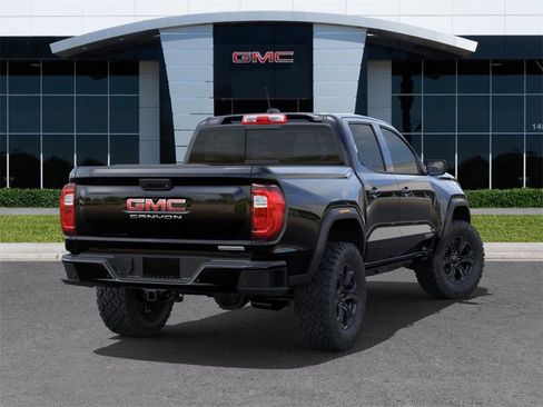 New 2025 GMC Canyon Elevation w/ Convenience Package image 4