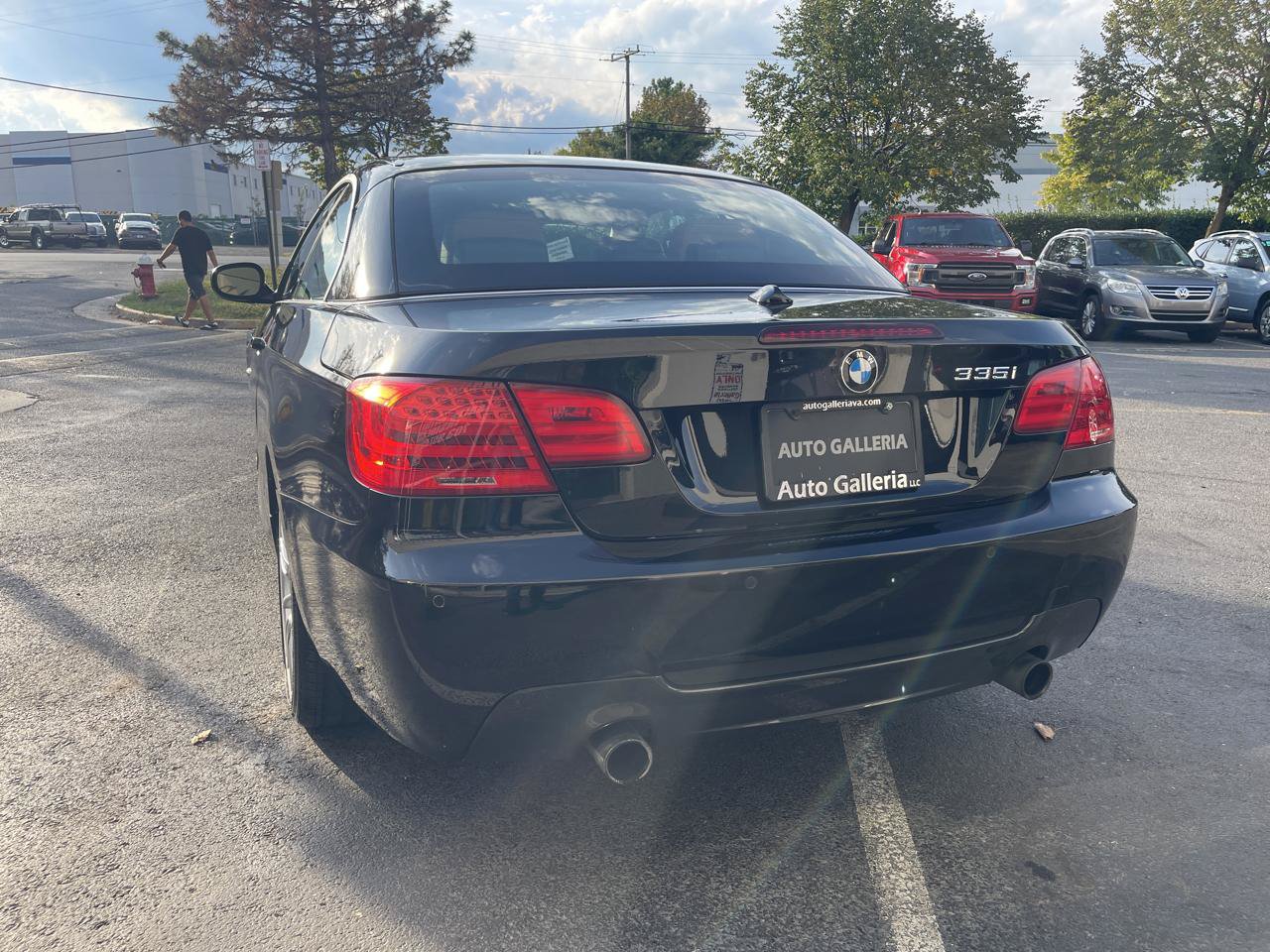 Used 2013 BMW 335i Convertible RWD image 22