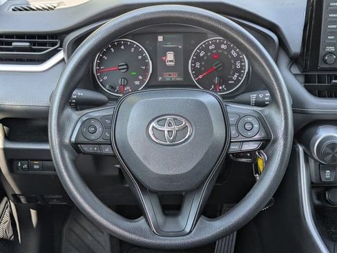 Used 2021 Toyota RAV4 LE FWD image 20