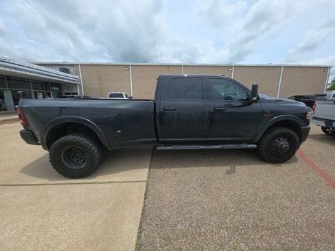 Used 2022 RAM 3500 Laramie w/ Night Edition AWD/4WD image 14