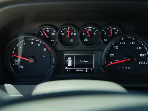 Used 2022 Chevrolet Silverado 1500 Custom RWD image 29