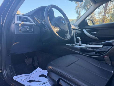 Used 2017 BMW 320i Sedan image 8