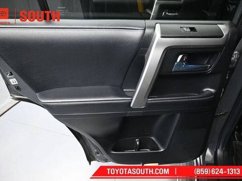 Used 2024 Toyota 4Runner Limited AWD/4WD image 29